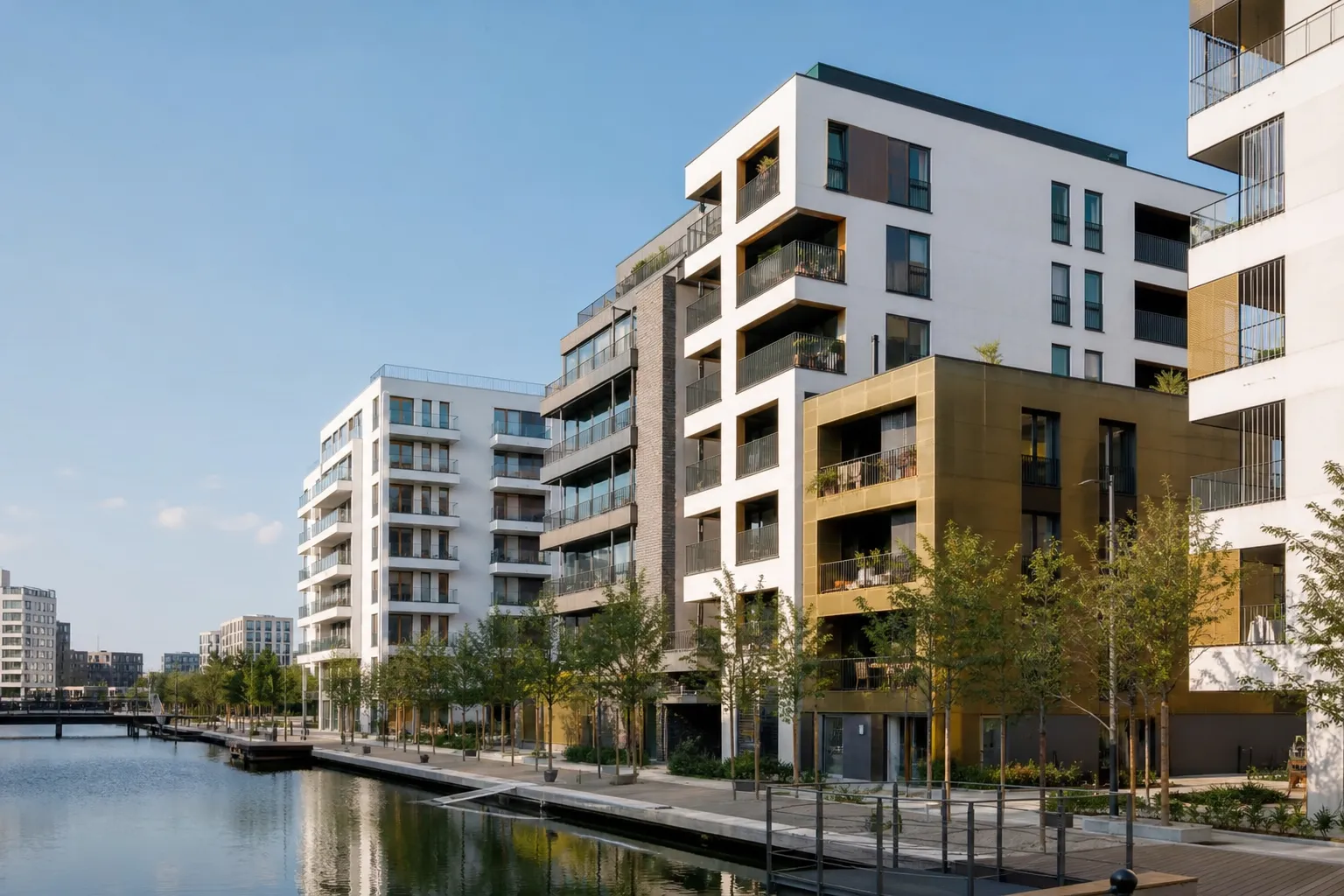 Immeubles neufs contemporains dans un quartier en renouvellement a Lyon